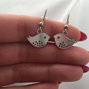 Silver Peace Dove Bird Dangle Earrings Hypoallergenic Hooks Gorgeous Party Gift